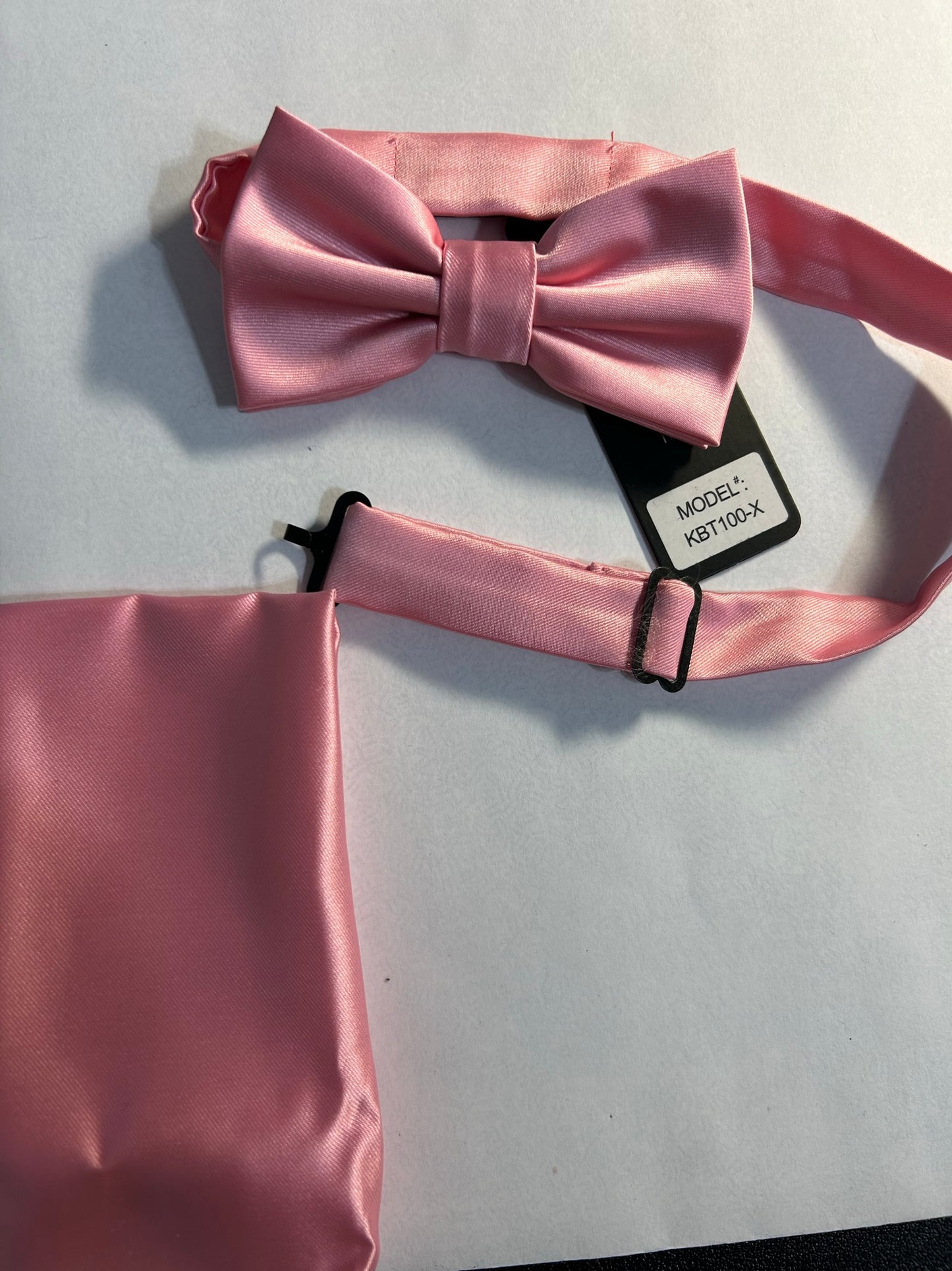 Kid's Bowtie with hankie, many colors