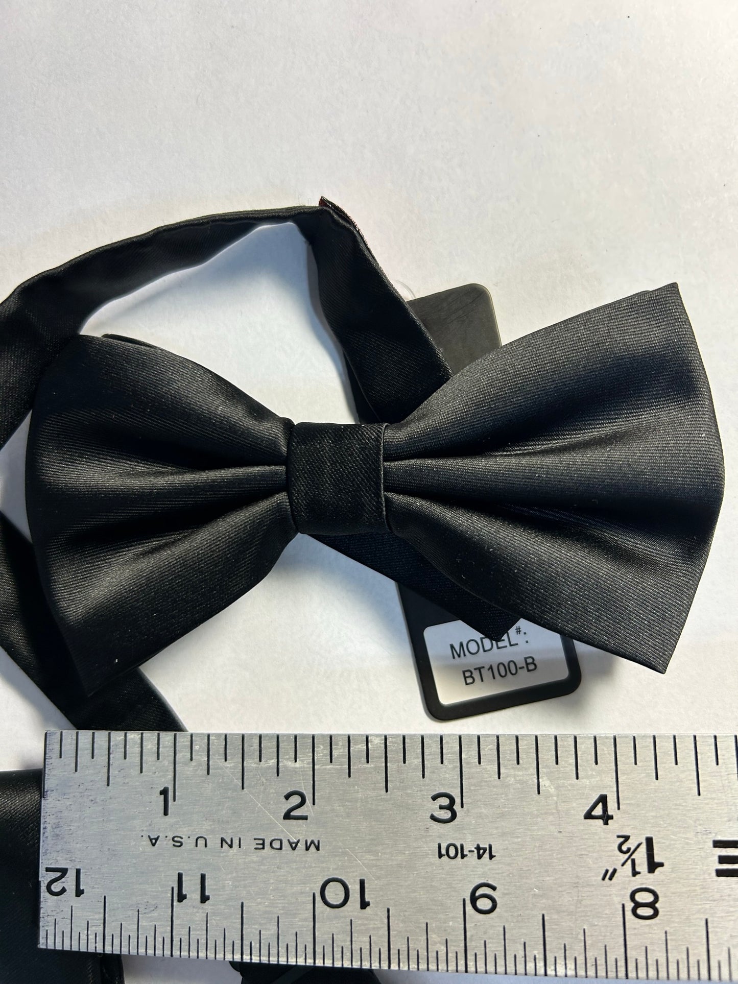 Bowtie With Hankie, Adult