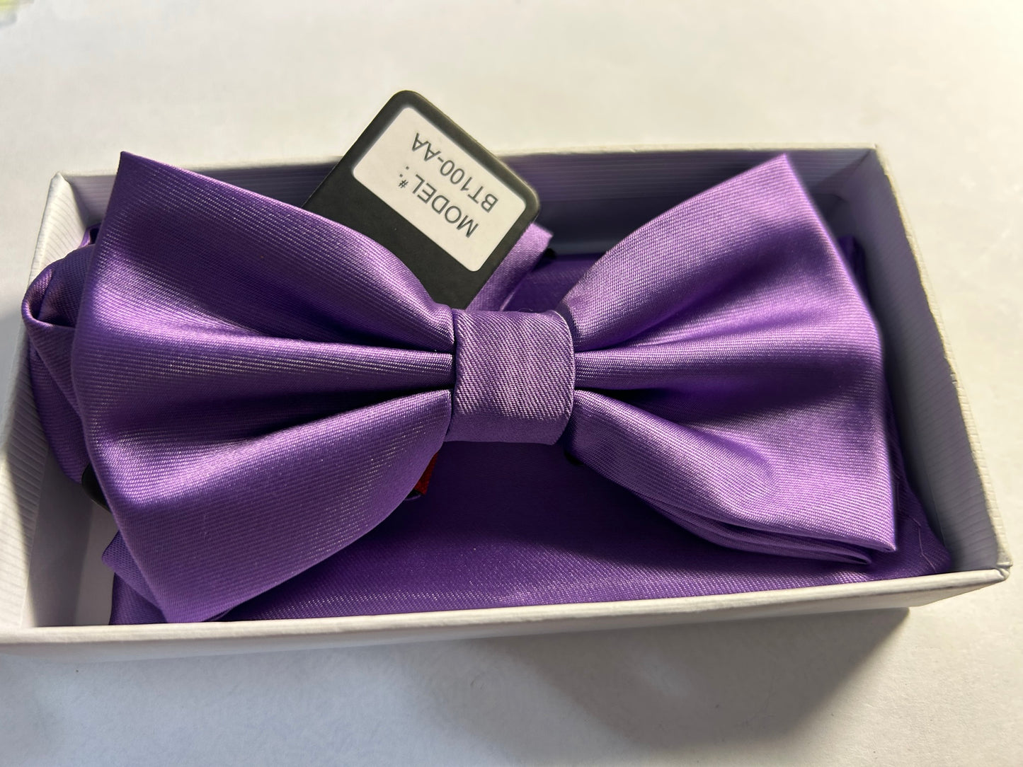 Bowtie With Hankie, Adult
